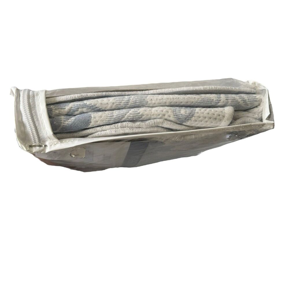 Shavel Vintage Matelasse 1 Standard Sham Fits pillow 20”x29.5” Blue Fauna - Picture 11 of 16
